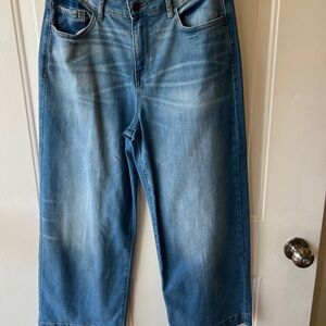 Old Navy Wide Stylish Blue Cropped Denim Jeans Sz 8